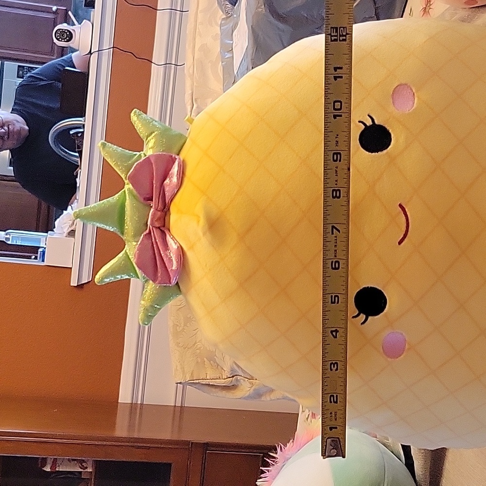 SQUISHMALLO Maui the Pinapple - Picture 8 of 8